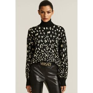 Gianni Versace Vintage Animal Print Wool Silk and Cashmere Blend Sweater L